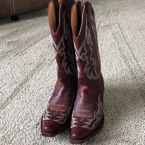 Dark red brand new cowboy boots size 8 women’s